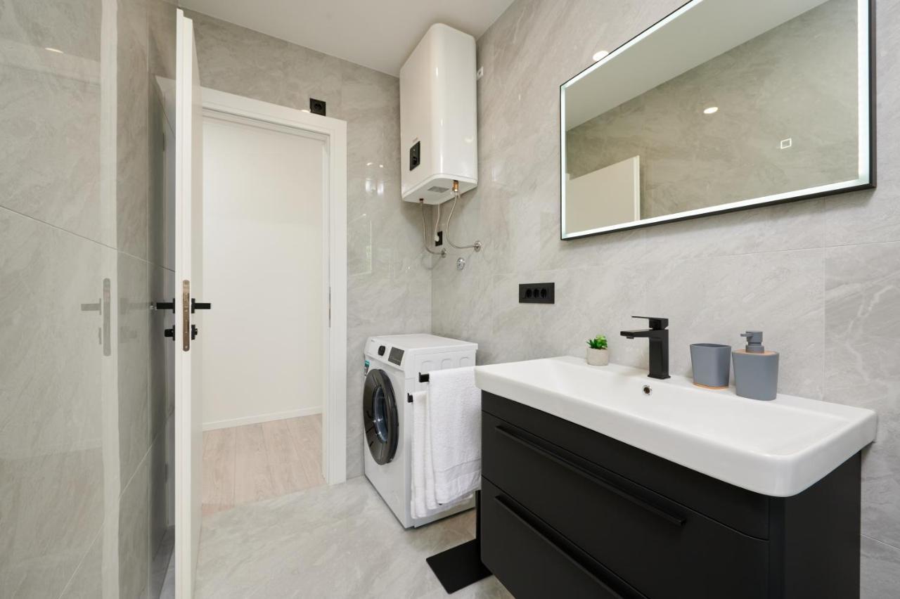 Elli Apartma *